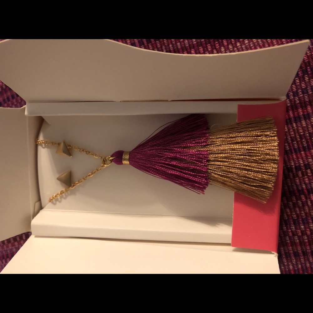 Lily Sky Tassel Long Necklace triangle earring set - Picture 3 of 6